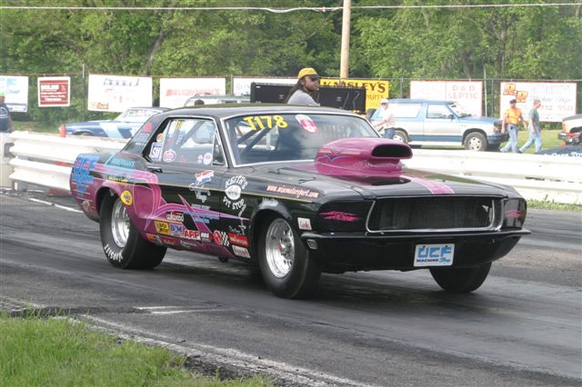Leadfoot at South Mountain Dragway
