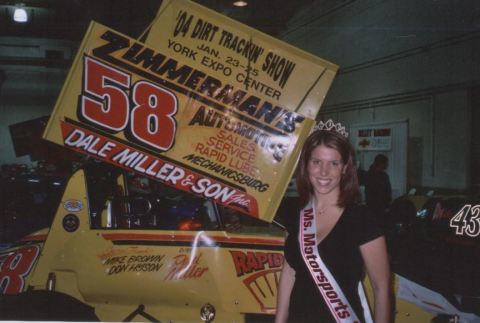 The first Ms. Dirt Trackin,
Cara Foss, with Paul Miller's 58 sportsman, was the very first MS. Dirt Trackin'...she went on to also be crowned MS. Motorsport in 2005.

