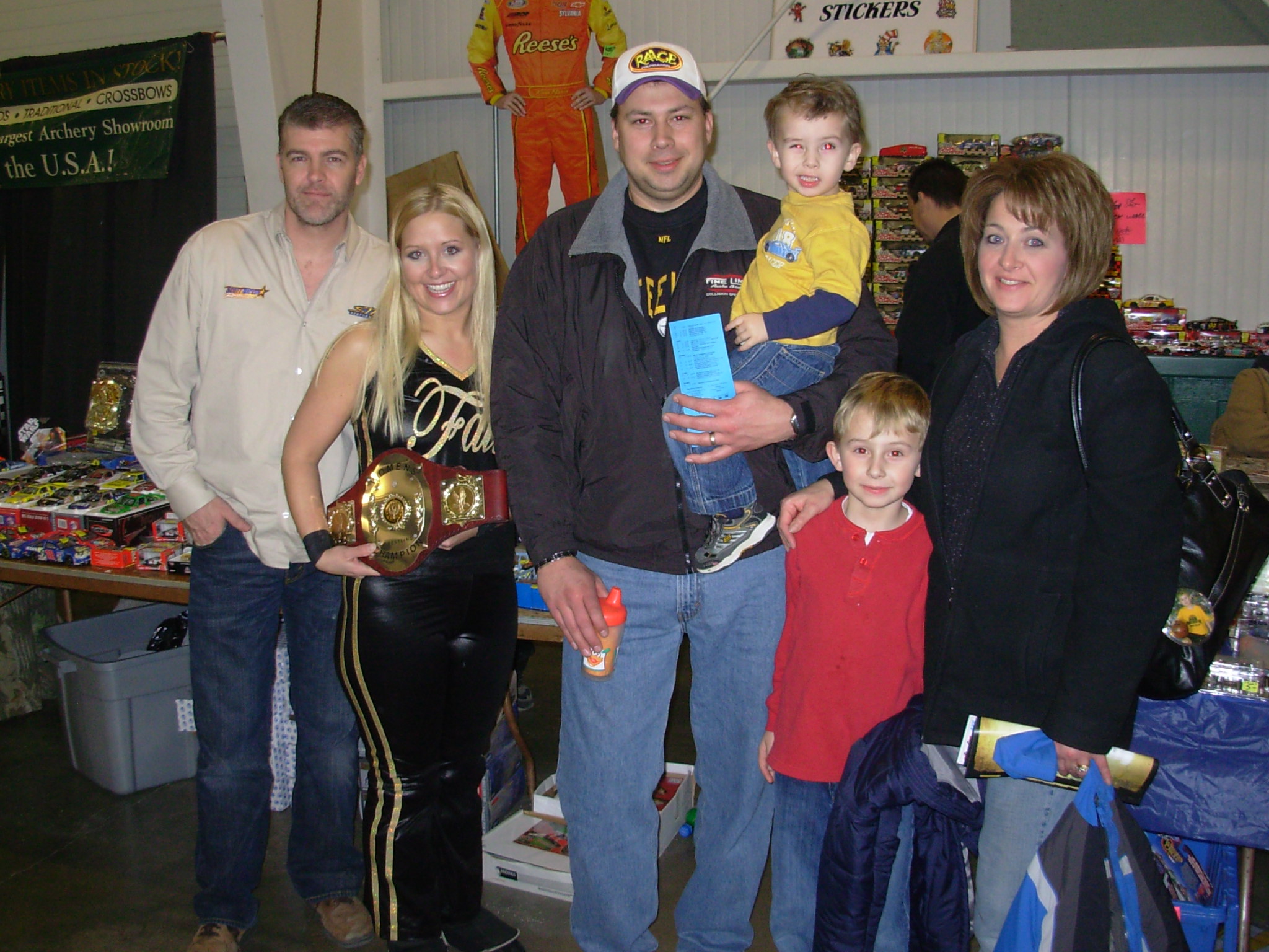 The Raudabaugh family, RTB Engines and Fate at Dirt Trackin'
