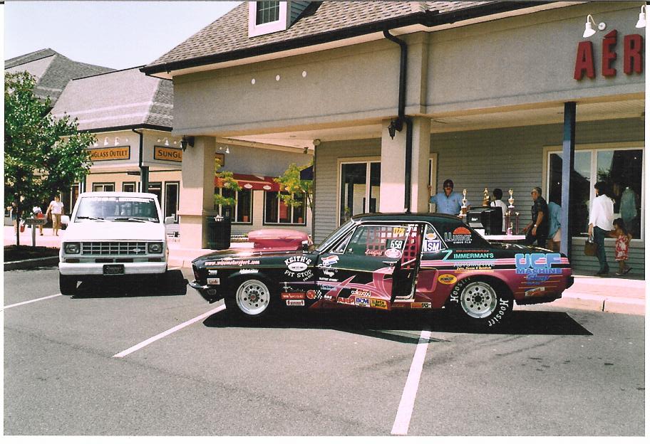 Leadfoot and the Shark Truck on display
