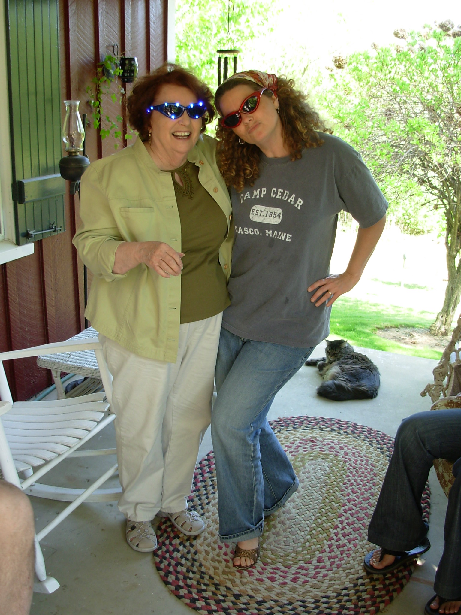 Even the Wise Guy's Mom & Sister look good in our flashy sunglasses....

