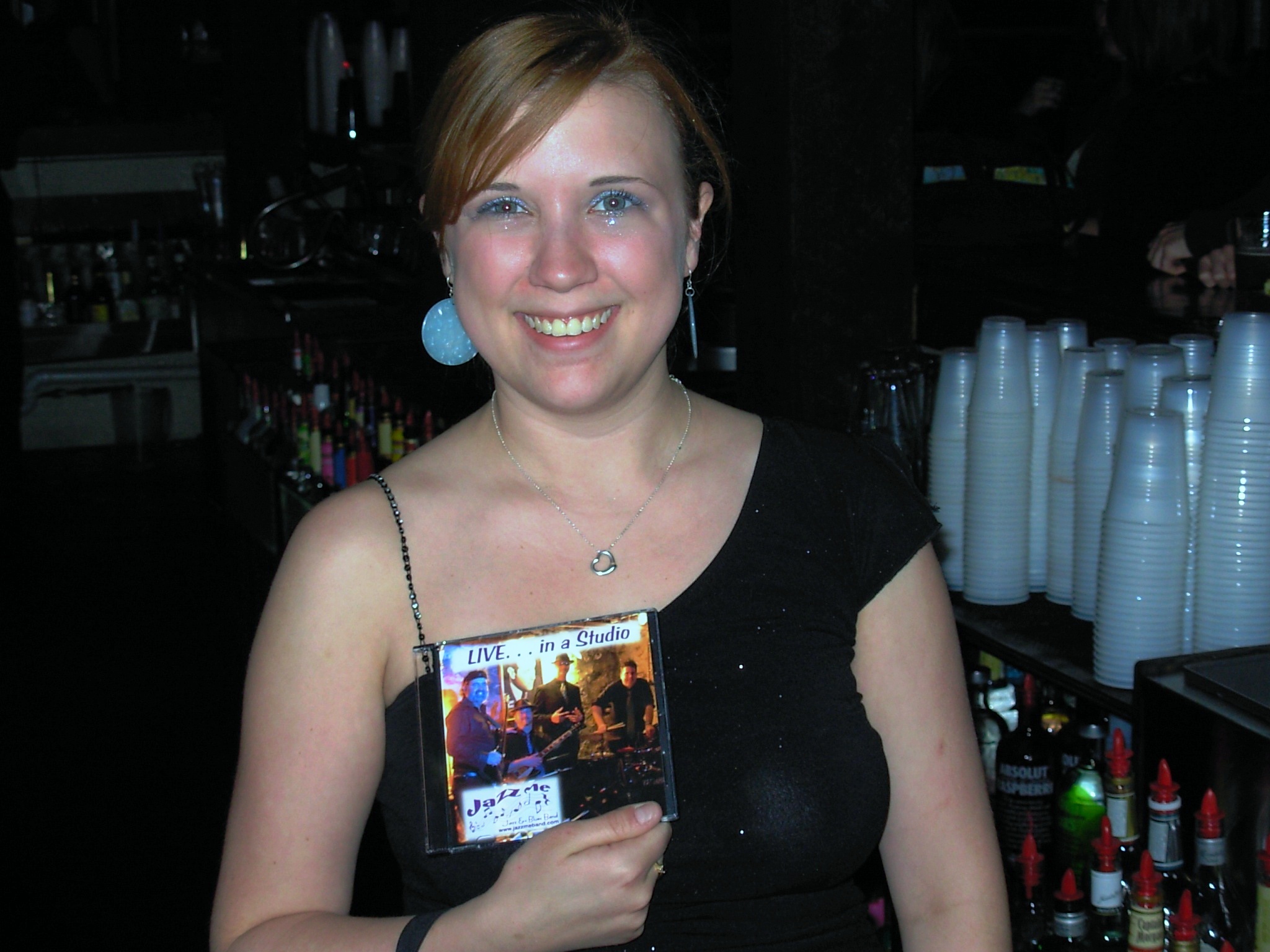 Jenn get's her copy of the new Jazz Me Release "Live in the Studio"
the Quarter was better when Jen's around.....

