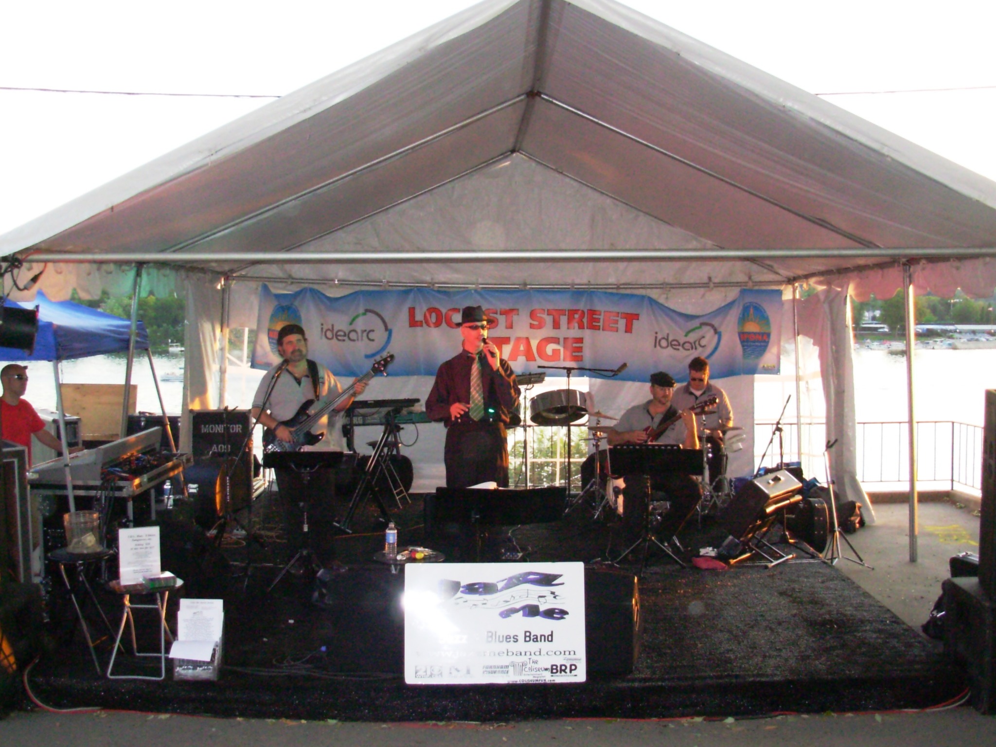 Kipona at the Locust Street Stage 2007
