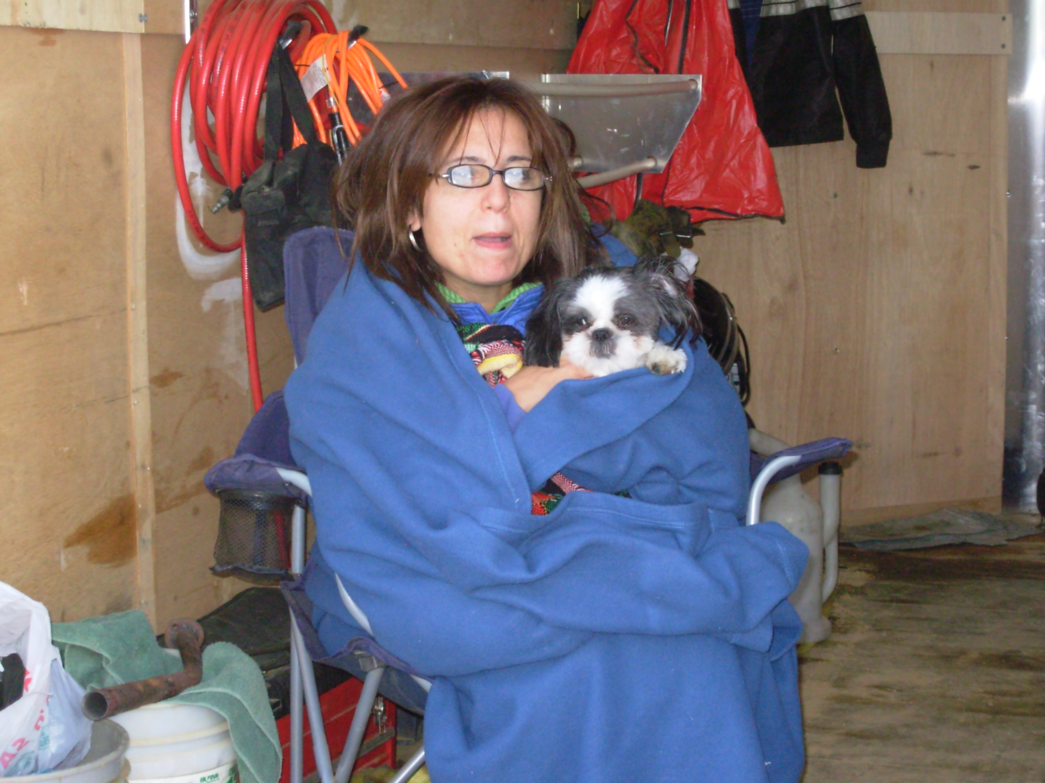 It's a little cold at the Flea Market...
...for man, woman, and beast...
