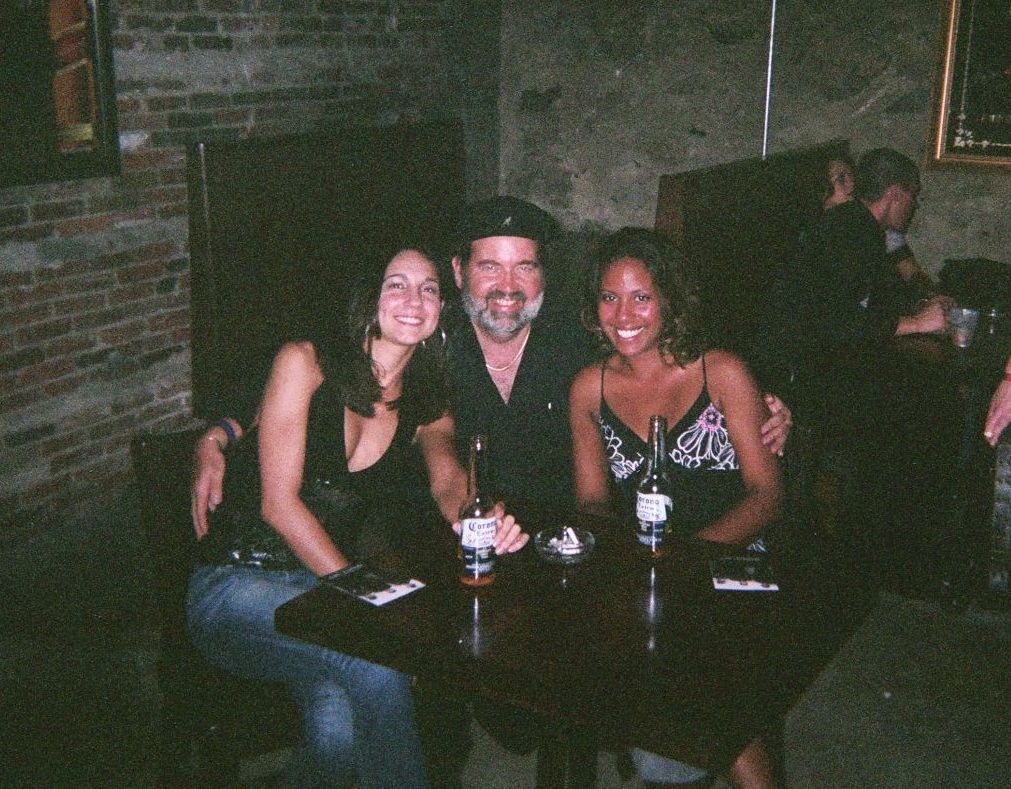 Two roses & one thorne at the Quarter
