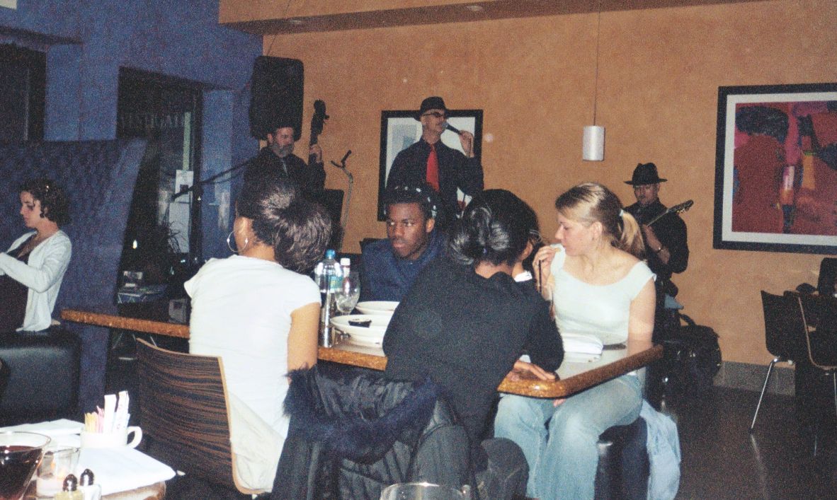 Jazz Me playing for the fans at Cafe Fresco
