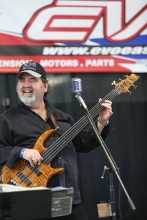 2013_motorama_wiseguy_bass.jpg