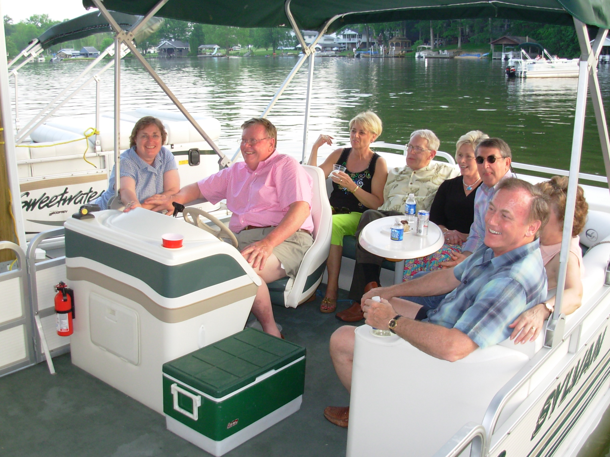 Fred Lawrence & Keri McCarthy Memorial Day/ Retirement Day Party 2007
...let's go for a boat ride on Lake Meade
