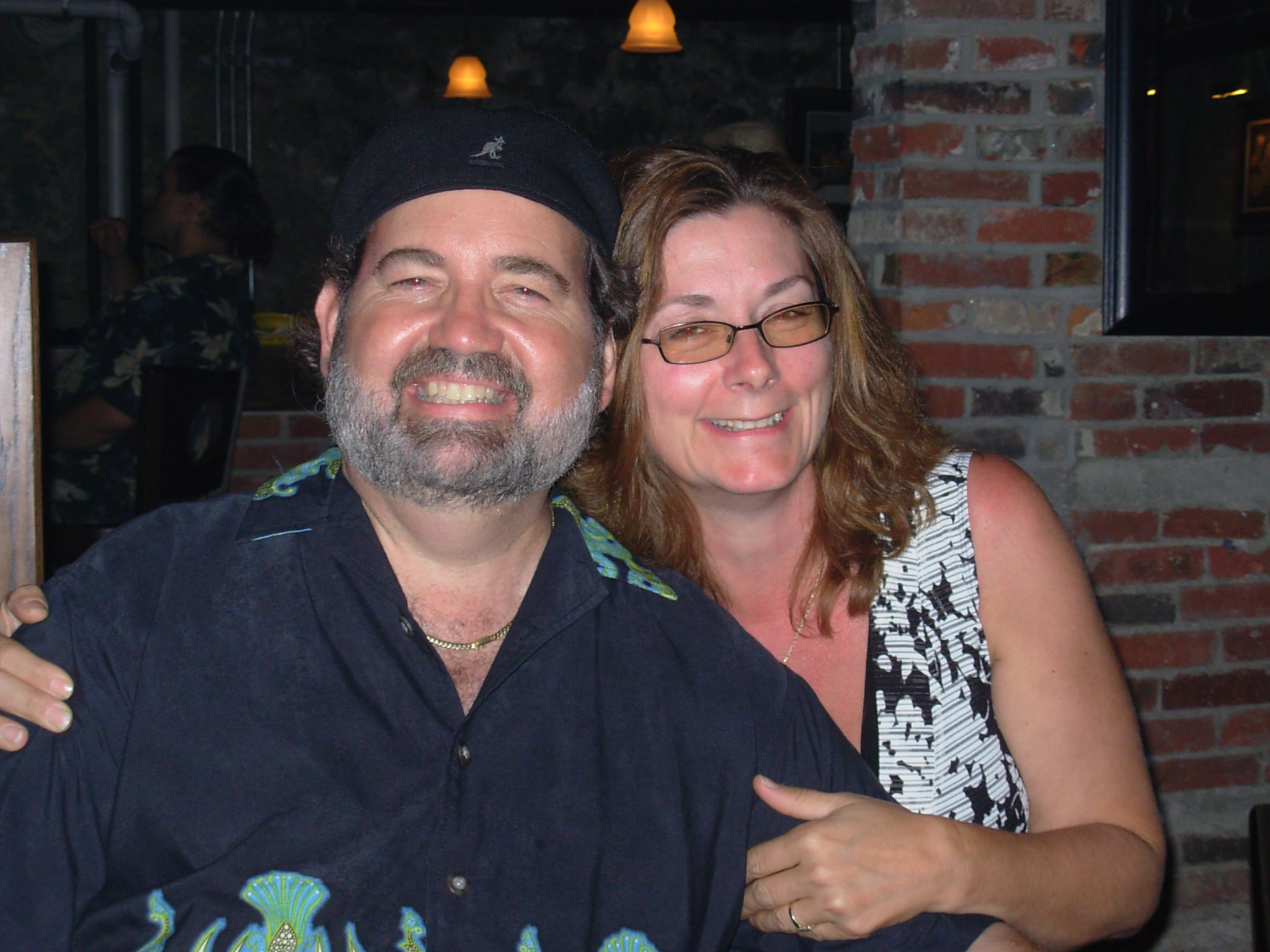 The Wise Guy and his Chicago cousin Janine...
