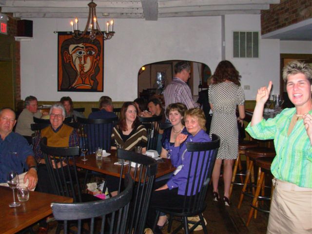 Nice croud at Restaurant Sidney
