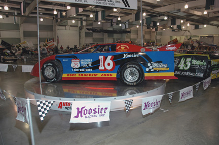 Bud Barton's Display
Late Model #16 had a revolving display...
