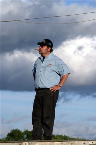 The Wise Guy keeping an eye on the races
especially Paul Miller...who won the heat and feature that night at the Grove
