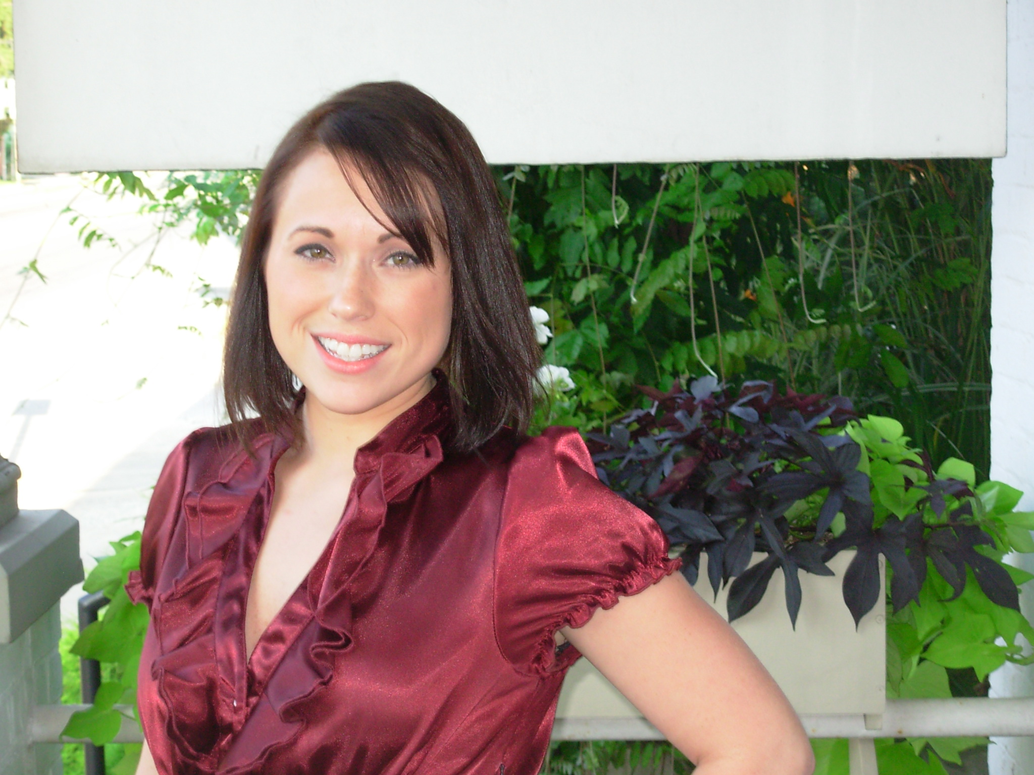 Promo shot of Katie Robinette
