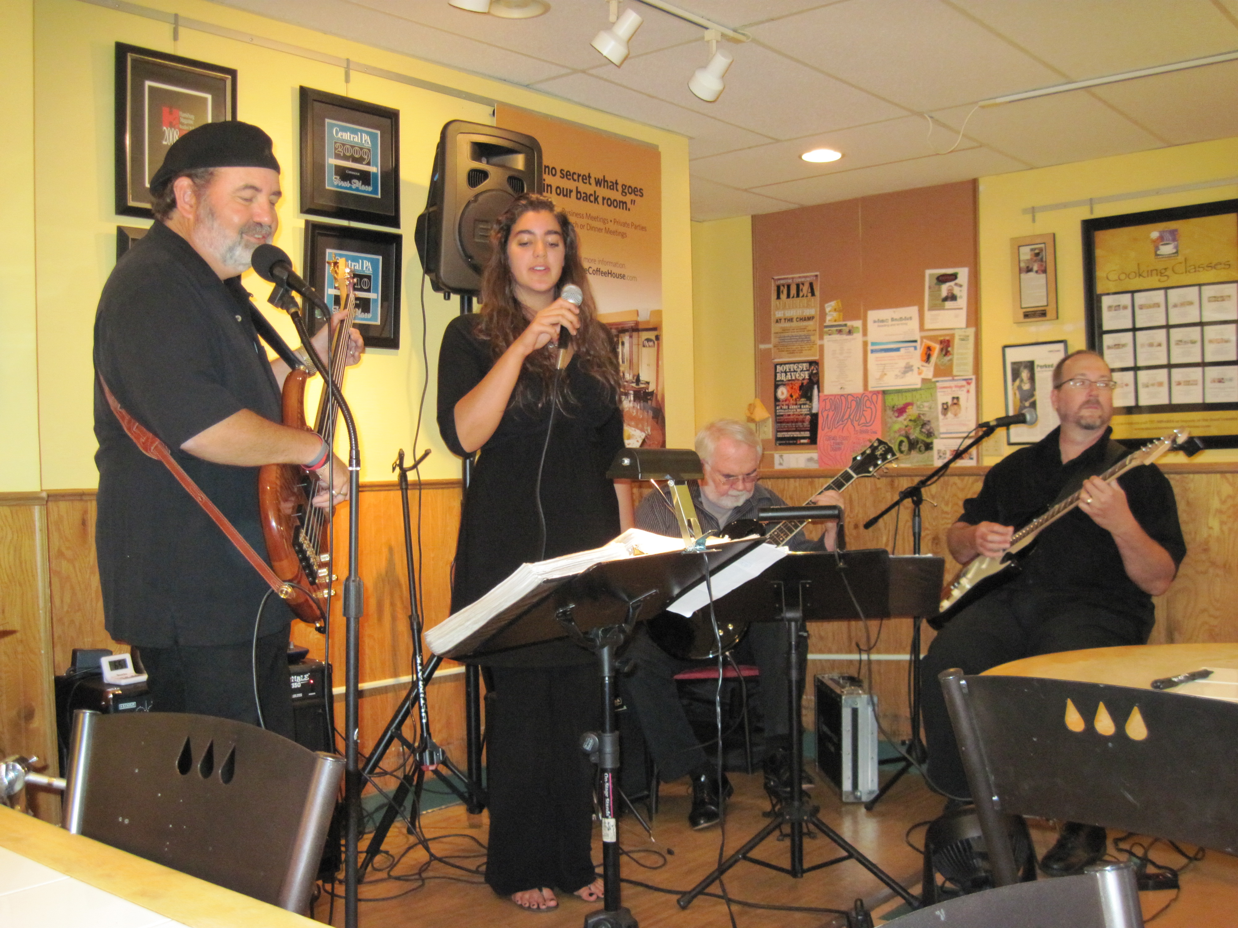 Cornerstone Coffeehouse with guest Hannah Briggs
