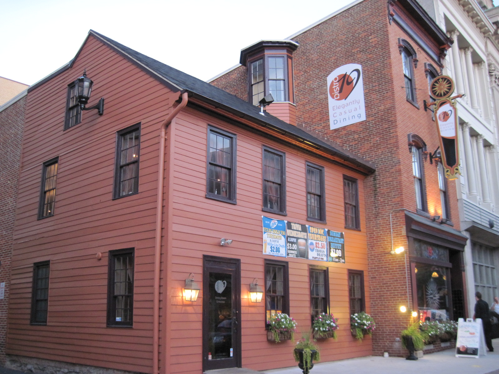 Bistro 19 in York
