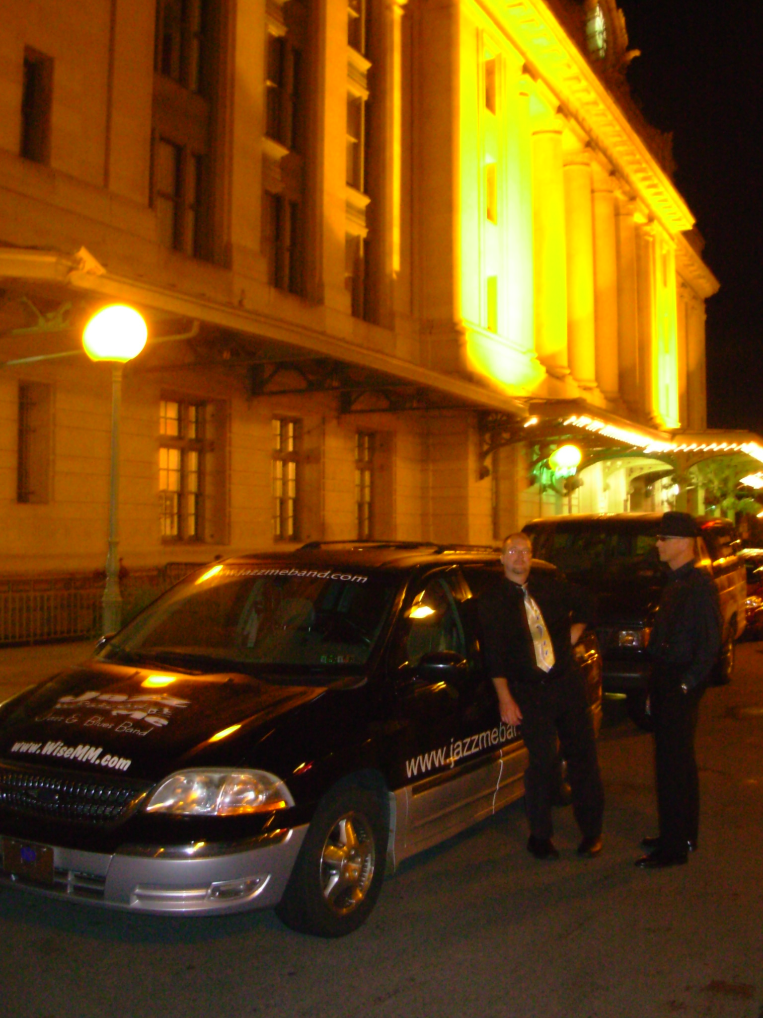 Doug & Mitch outside the Radisson in Scranton...cool place to play
