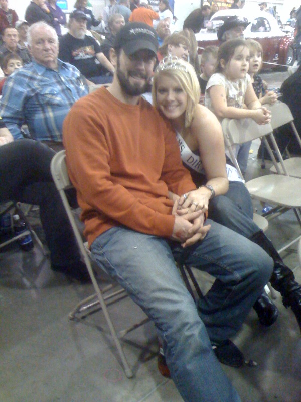 Ms & Mr Dirt Trackin'
