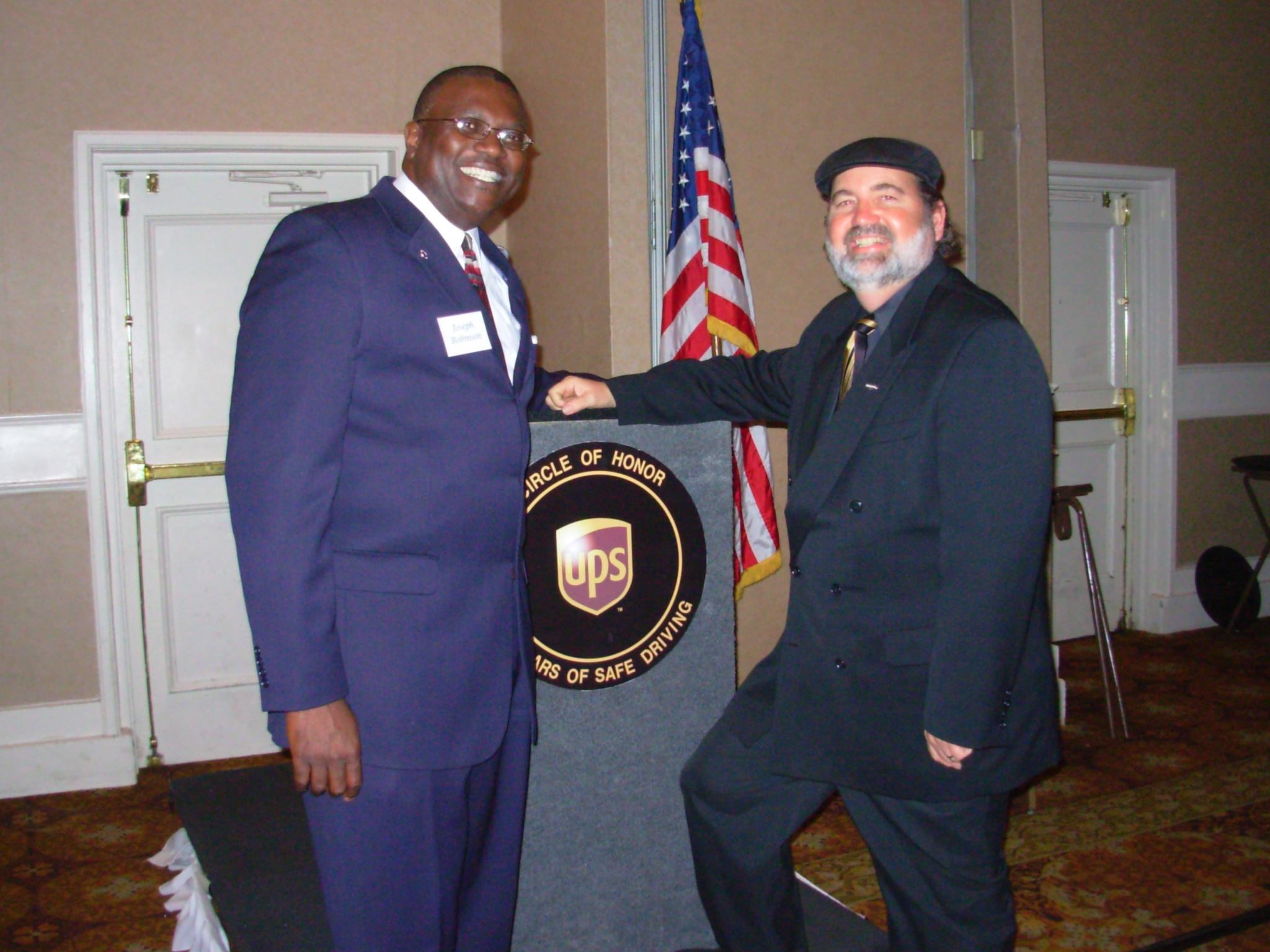 Speaker Joe Robinson and the Wise Guy at the UPS Dinner
