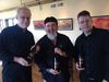 Filename=grandview_guys_with_wine~0.jpg
Filesize=89KiB
Dimensions=640x480
Date added=Oct 14, 2014 grandview_guys_with_wine~0.jpg